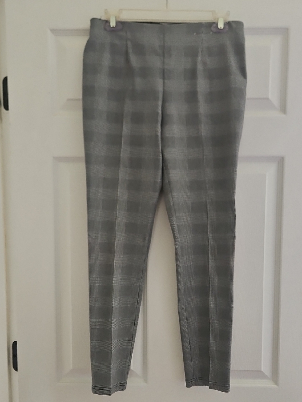 Calvin Klein Gray Plaid Slim Dress Pants, Size 8